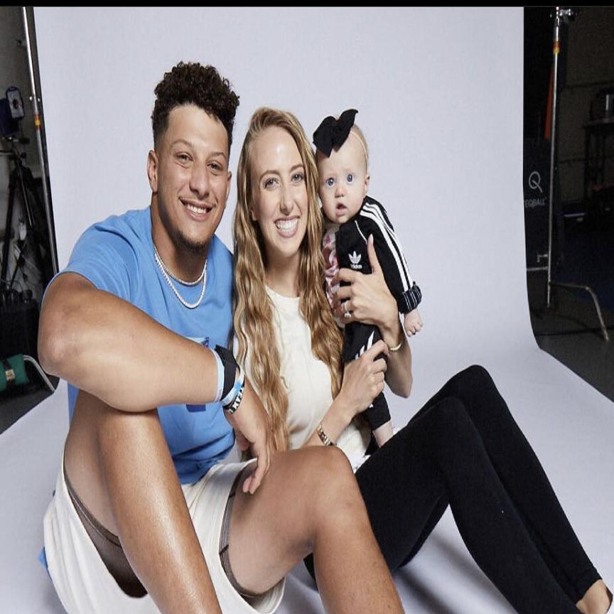 Patrick Mahomes' Daughter Rocks His NFL Jersey Number in Sweet Family Photo