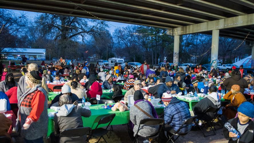 Christmas Under the Bridge brings hundreds together to celebrate hope