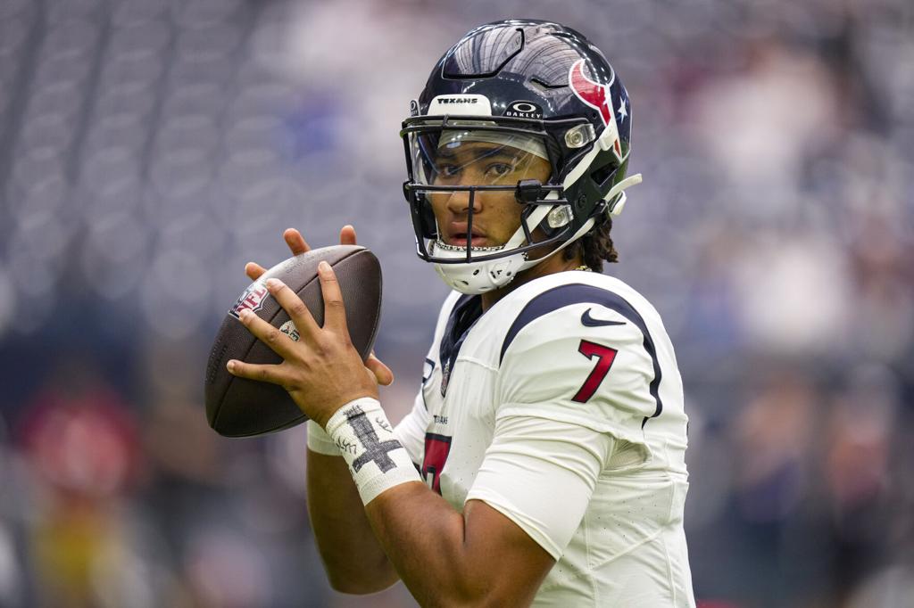 Houston Texans Drop their Initial Home Game Against the Indianapolis Colts  31-20