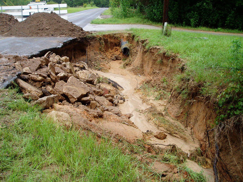 Smith County Road 192 closed between Texas Highway 155 and Crow