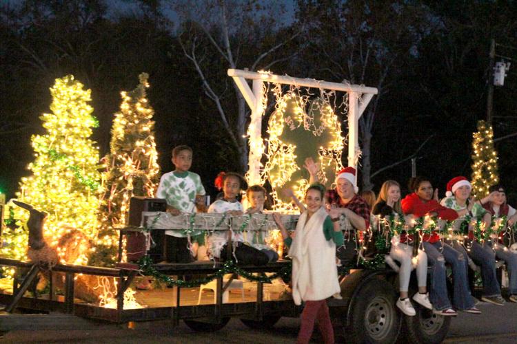 PHOTOS Lindale Rotary Club Christmas Parade Local News