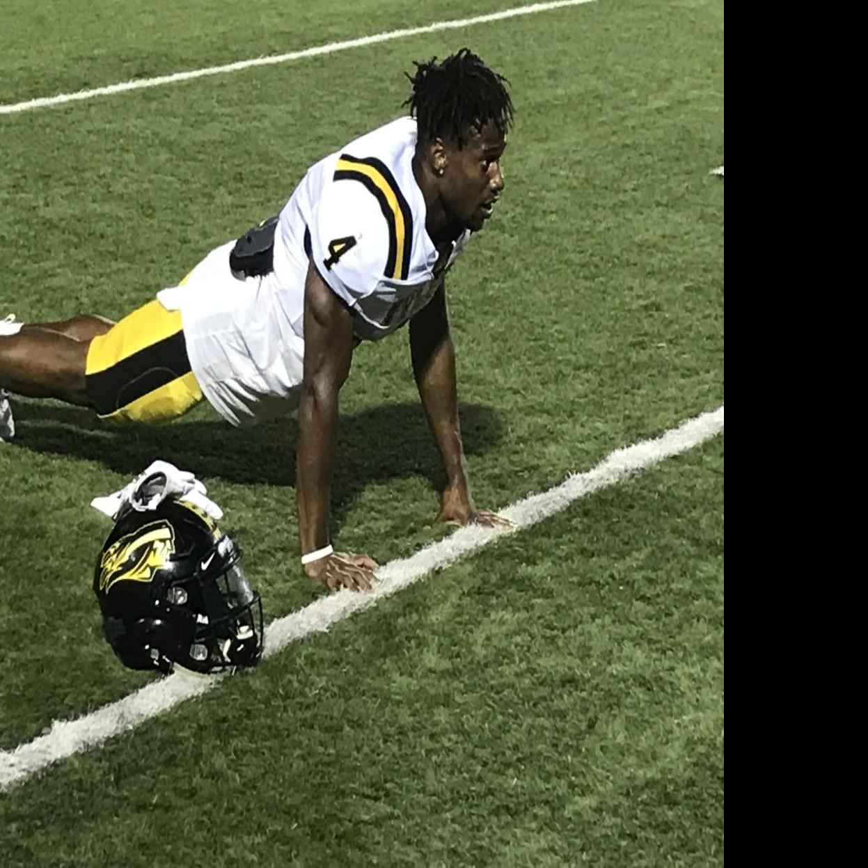 Tyler Junior College Holds Off Blinn For Head Coach Thomas Rocco S