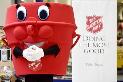 20181108_Salvation_Army_Christmas_Kickoff_Web_007.JPG