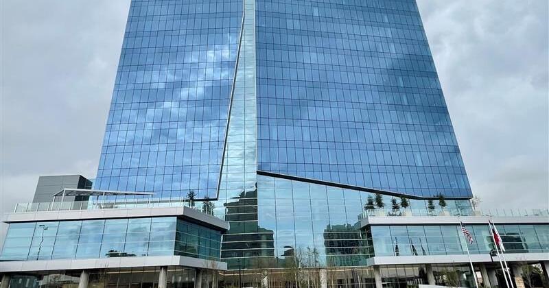 Contract deadline looms between Blue Cross Blue Shield, Christus Health