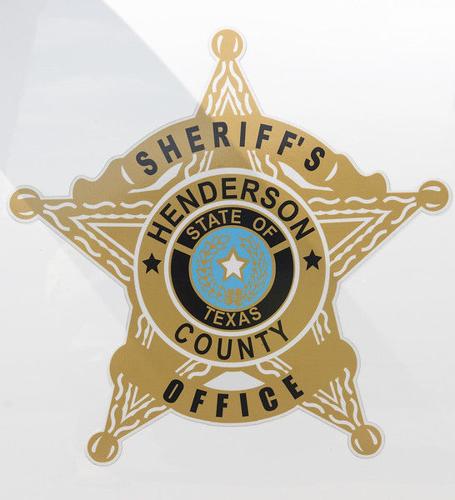 Henderson County Sheriff's Office continues manhunt for suspect who  assaulted a deputy and ran off | Local News 