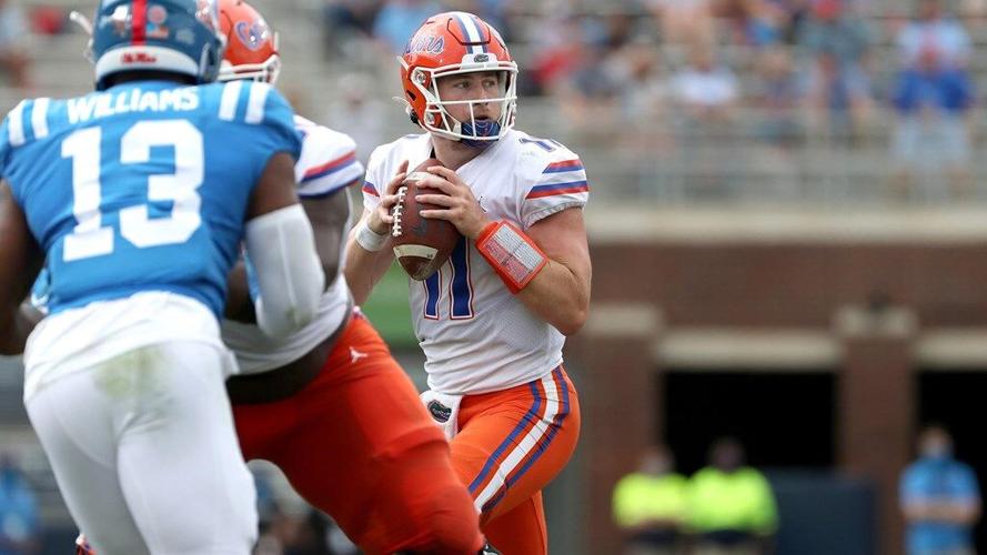 Florida's Kyle Trask honored with Eighth Annual Earl Campbell Tyler Rose  Award, Sports