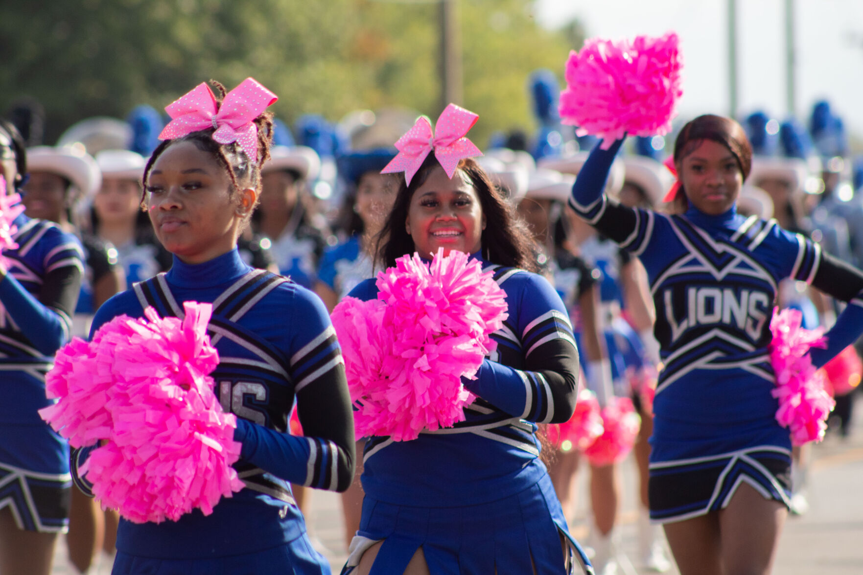 Thousands Gather To Watch 89th Texas Rose Festival Parade | Local News ...