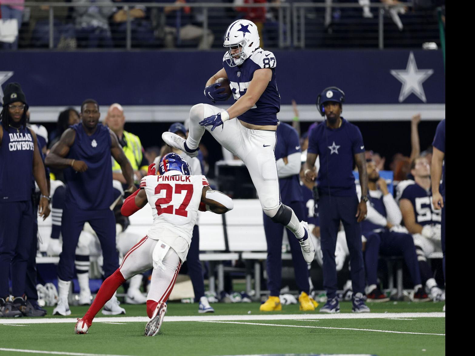 Dallas Cowboys close in on division crown with 21-6 win over Giants