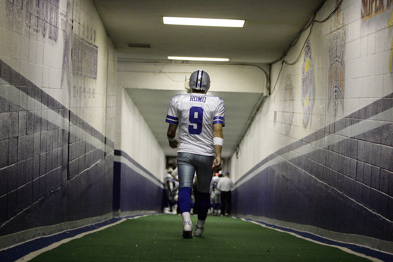 Tony Romo retires from Dallas Cowboys, joins CBS Sports as NFL