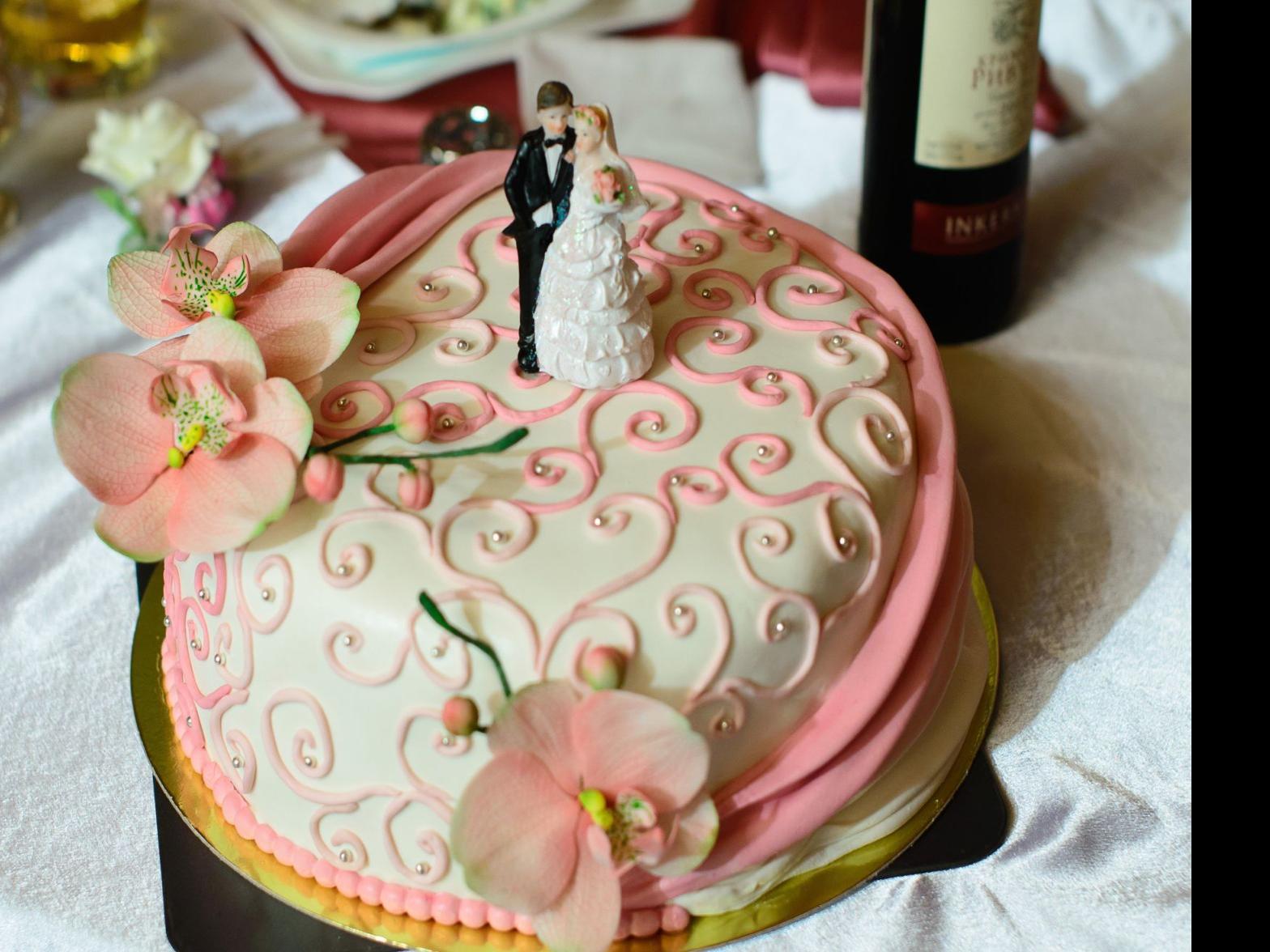 Wedding Planner The Cake Everyone Wants The Wedding Cake Of