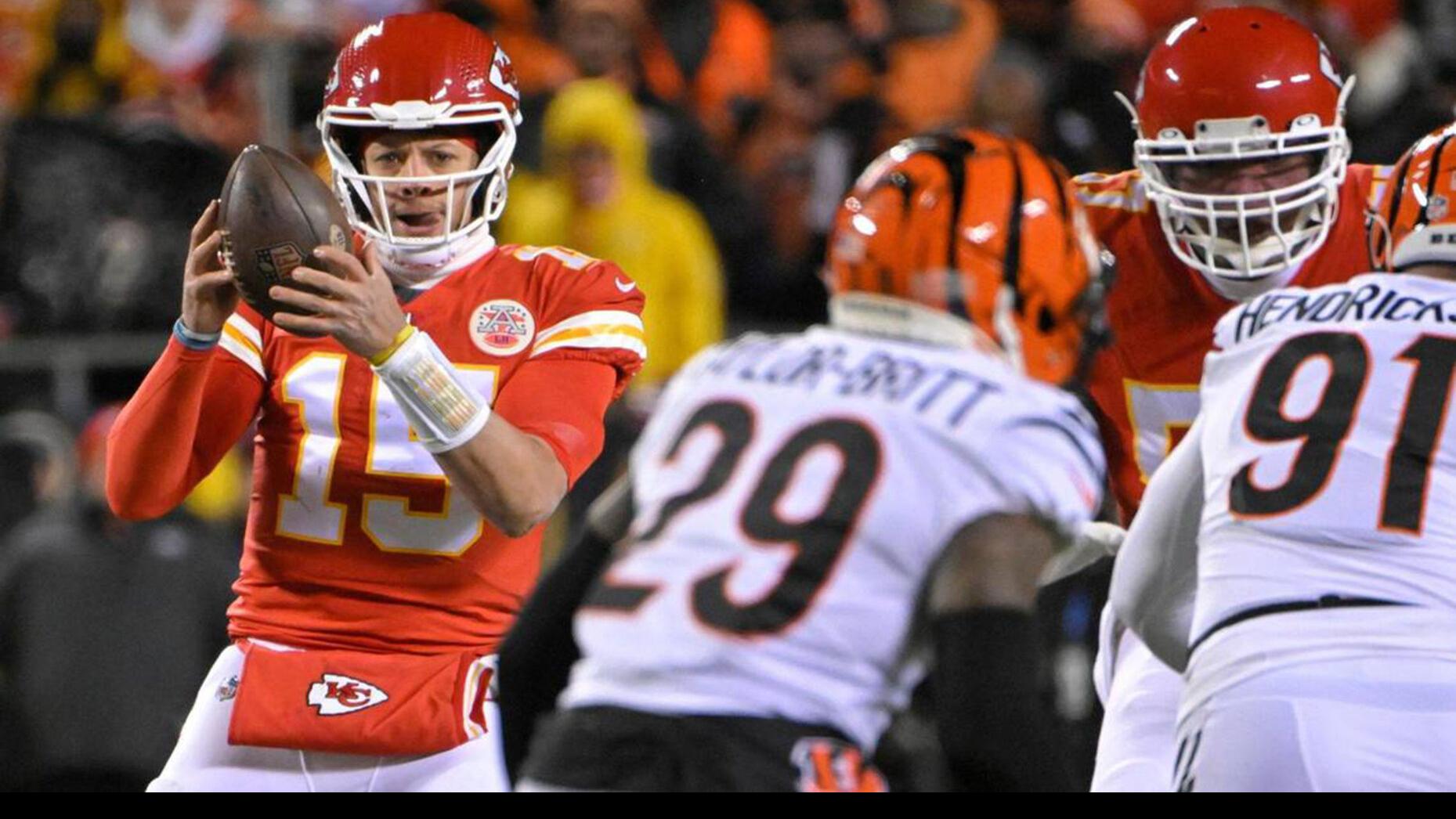 Patrick Mahomes and Chiefs defeat Bengals to reach Super Bowl - Los Angeles  Times