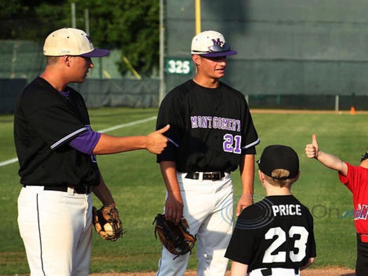 Njcaa World Series Teams Conduct Annual Little League Clinic