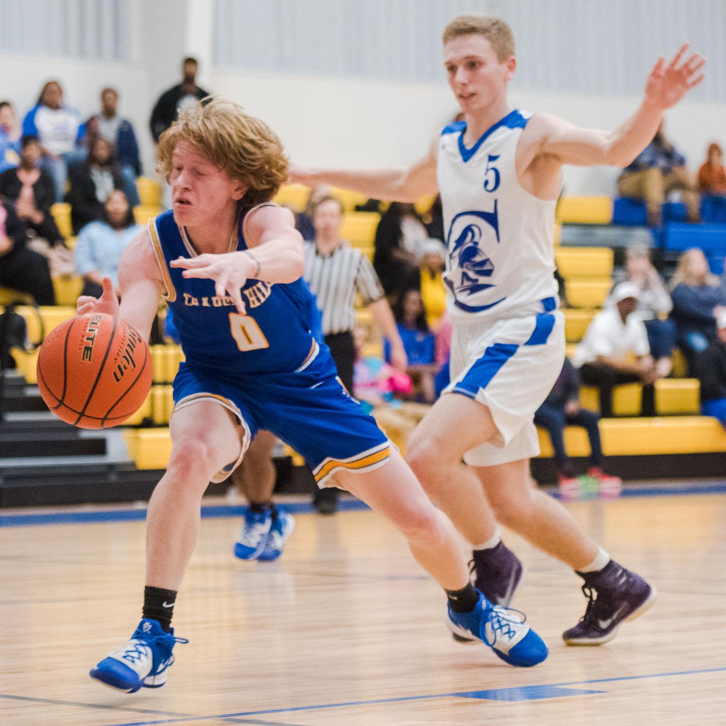 Chapel Hill S Chance King Signs To Play Basketball At Mountain