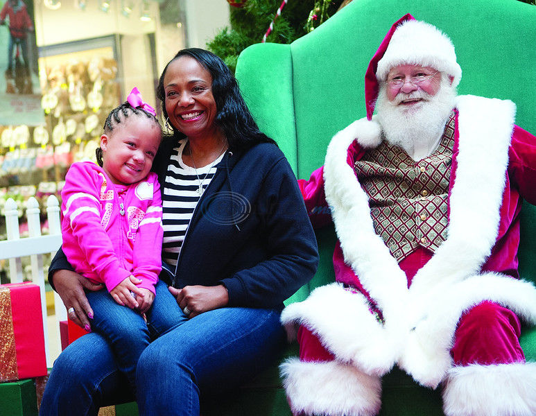 Santa sets up shop for season at Broadway Square Mall | Local News ...