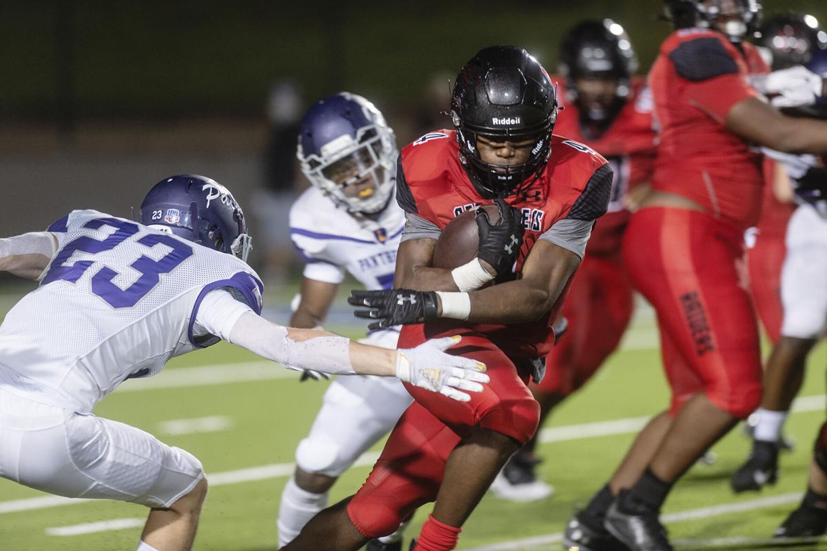 09262020_tmt_sport_tyler_legacy_football_16web.jpg