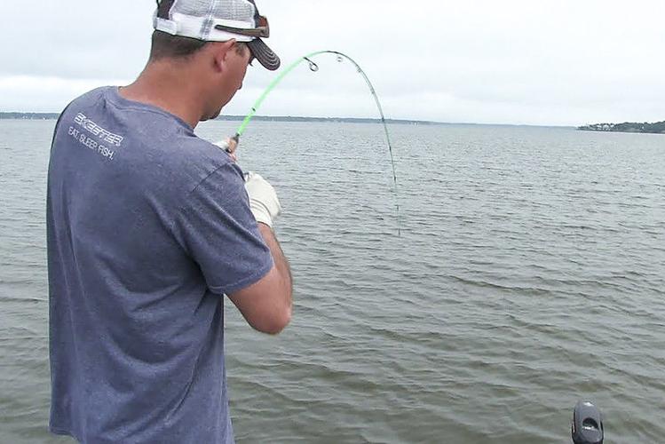 Guide uses high-tech gadgets for old school crappie, Texas All Outdoors