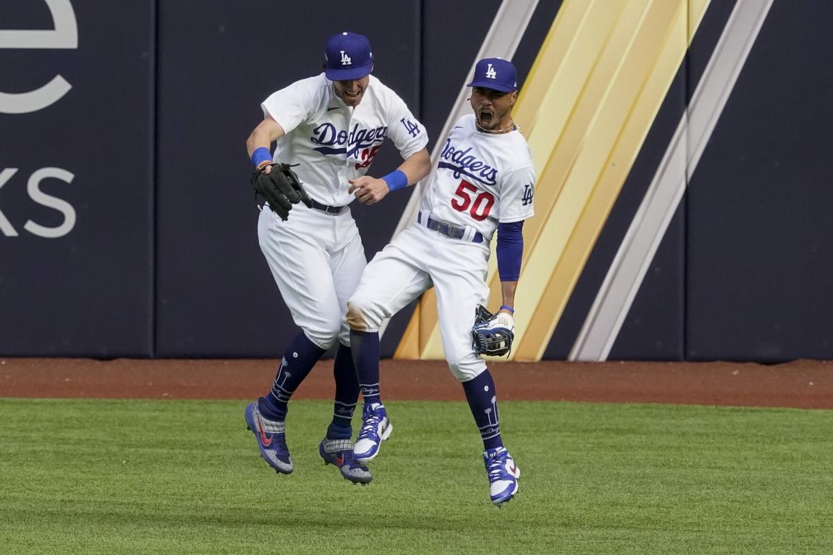 Cody Bellinger, Corey Seager Give Dodgers National League Record