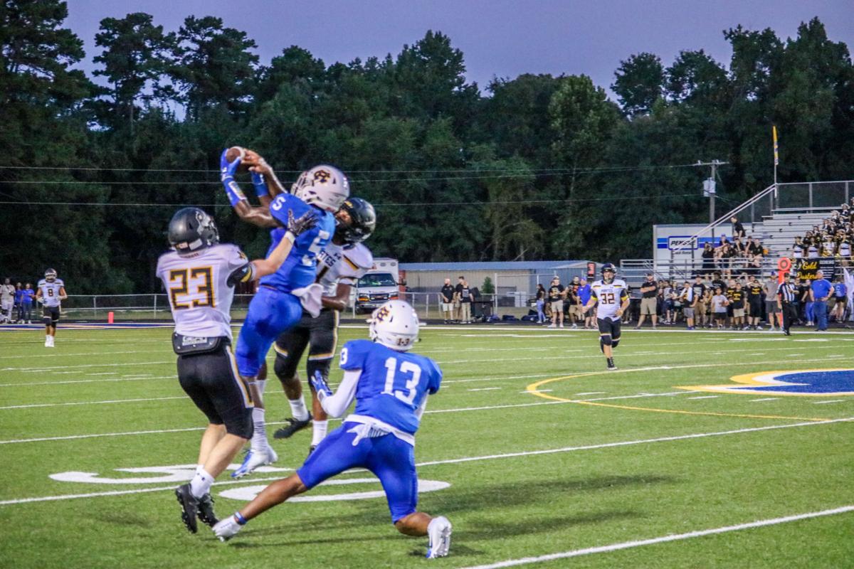 Doneric Rivers Leads Crandall Past Chapel Hill 40 20 High