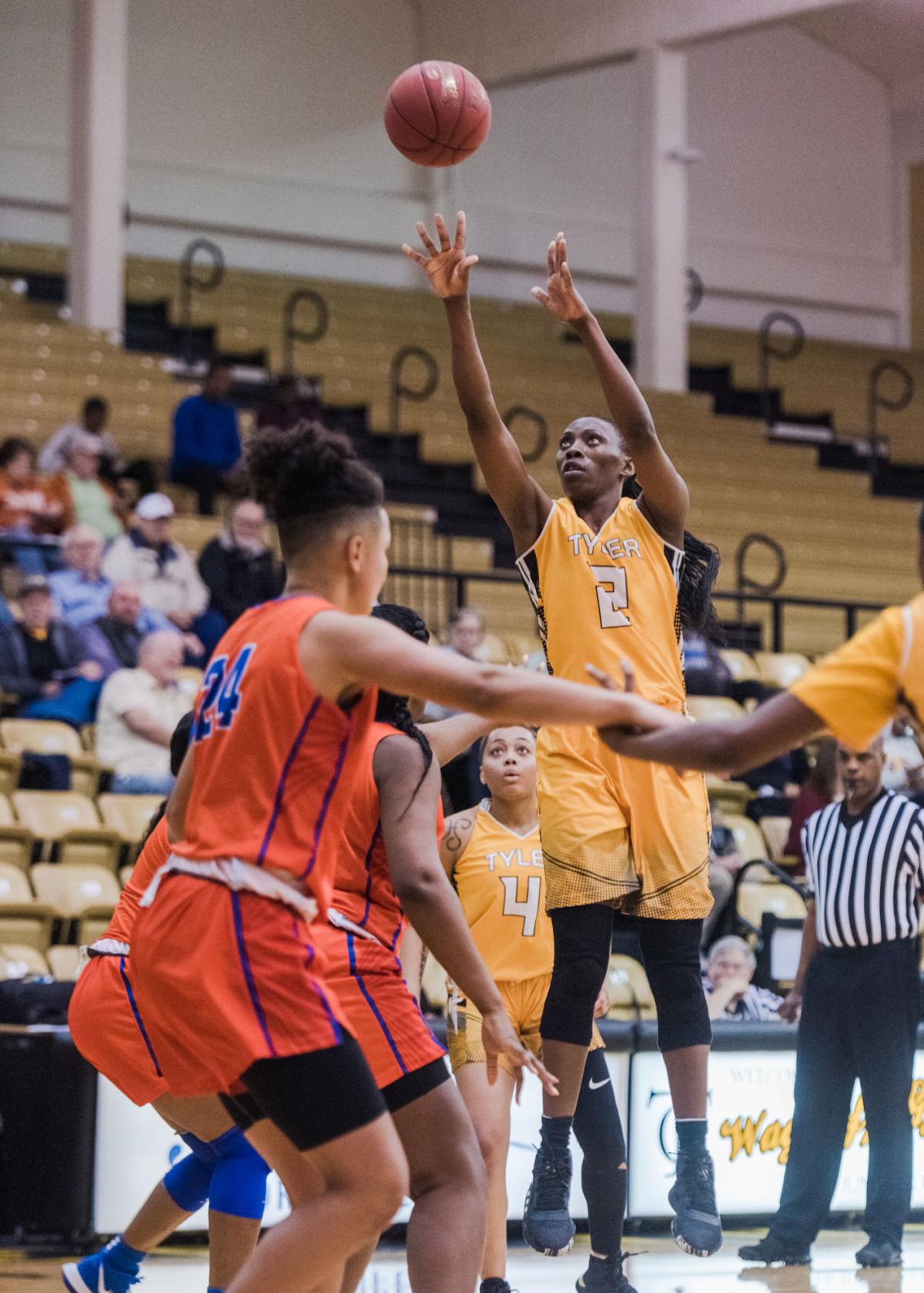 Moving On Five Apache Ladies Sign Basketball Scholarships
