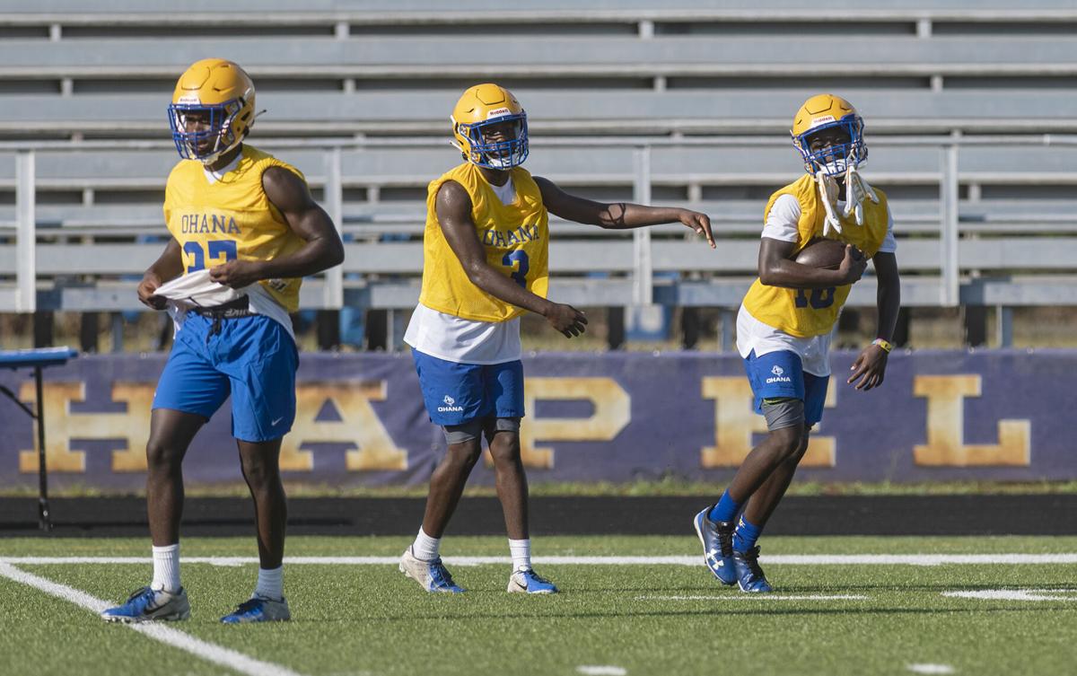 Chapel Hill Bulldogs hit the field for first practice Sports