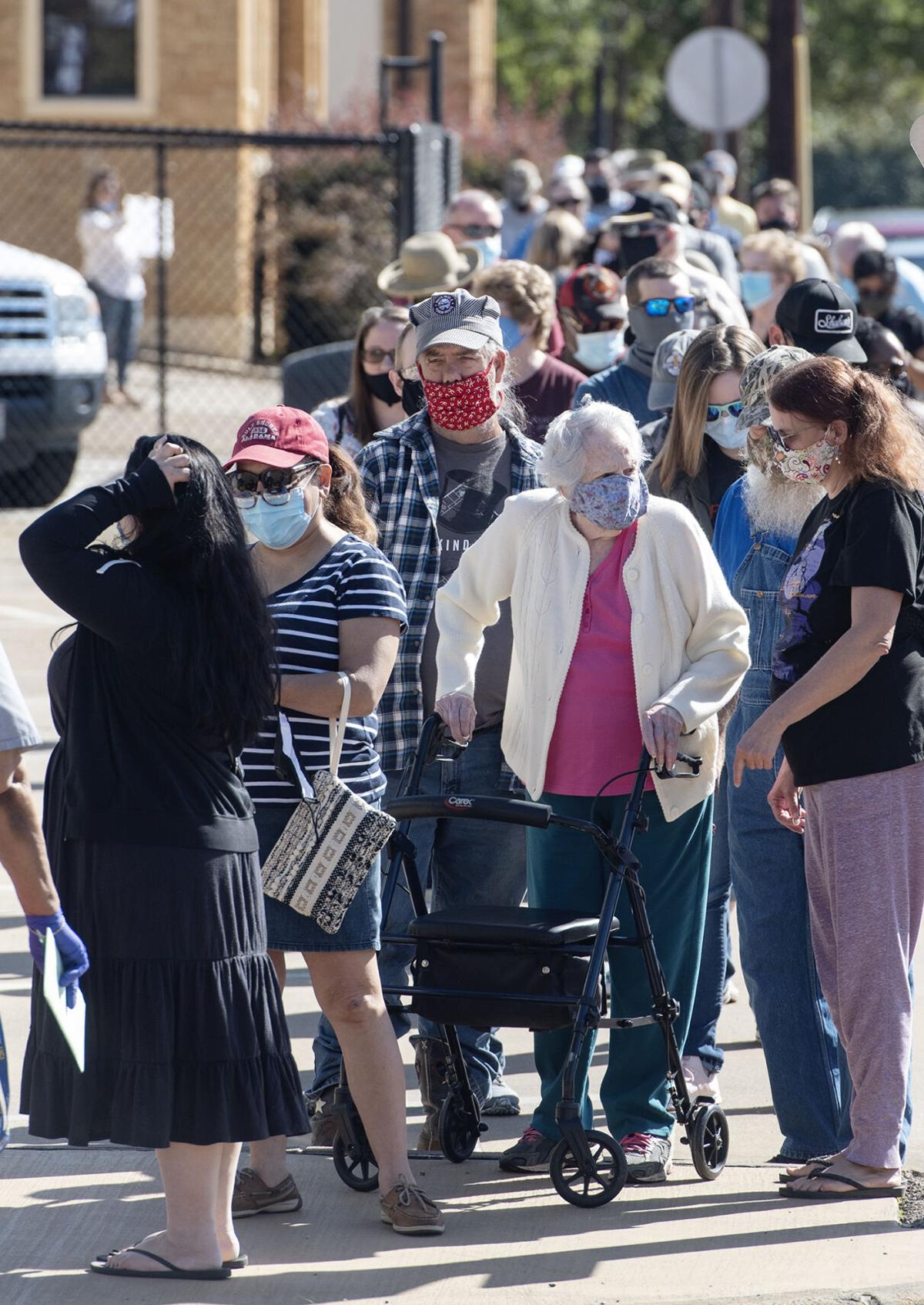 10142020_tmt_news_early_voting_23web.jpg