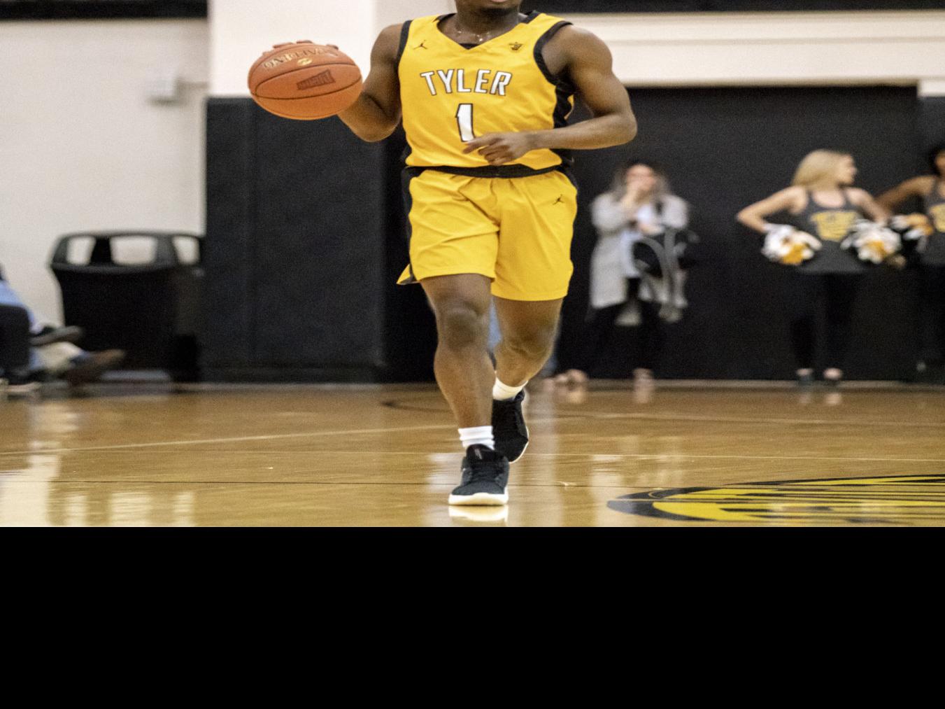 Apaches Honored Tjc S Shahada Wells Mike Marquis Earn Top Honors