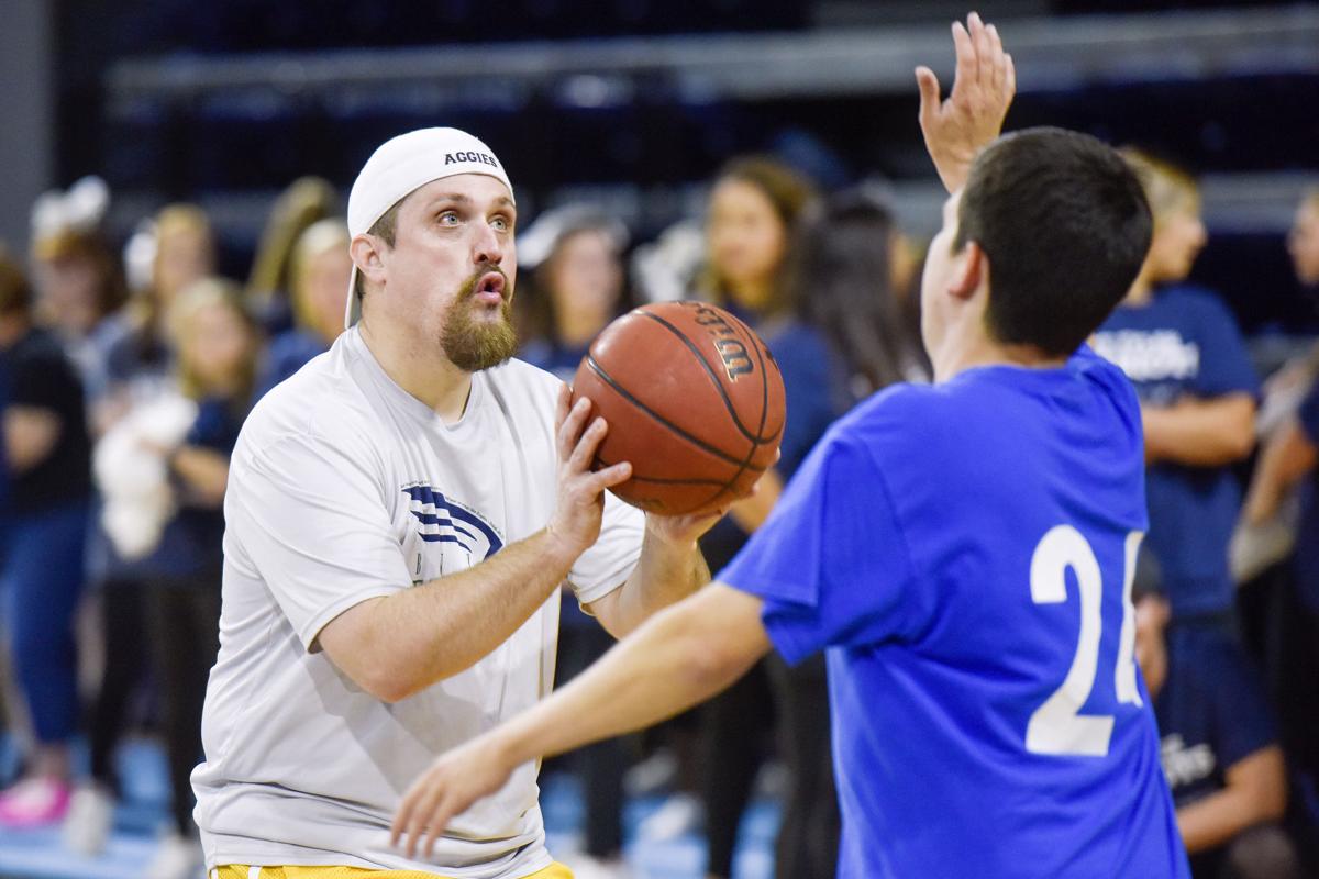 Hundreds Participate In Ut Tyler S Special Olympics Local News