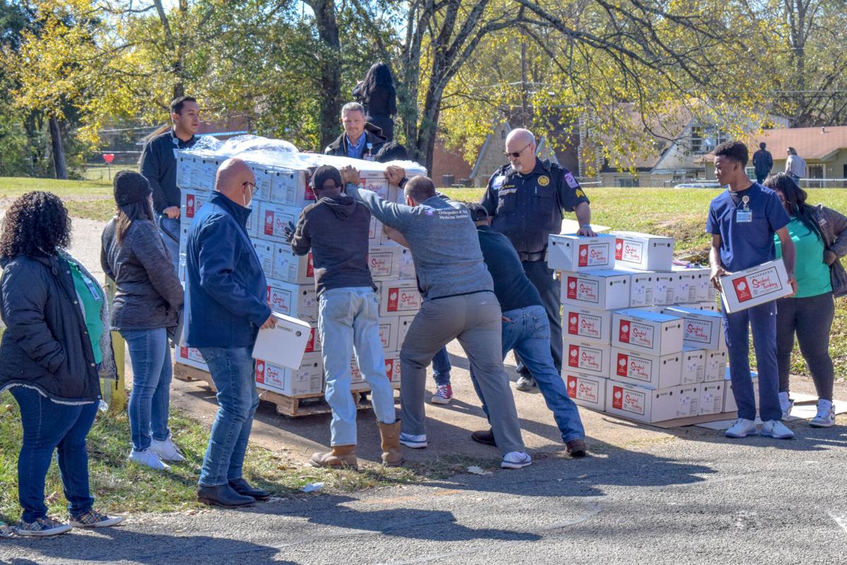 Tyler hospital partners with local church to distribute 700 fully cooked turkeys