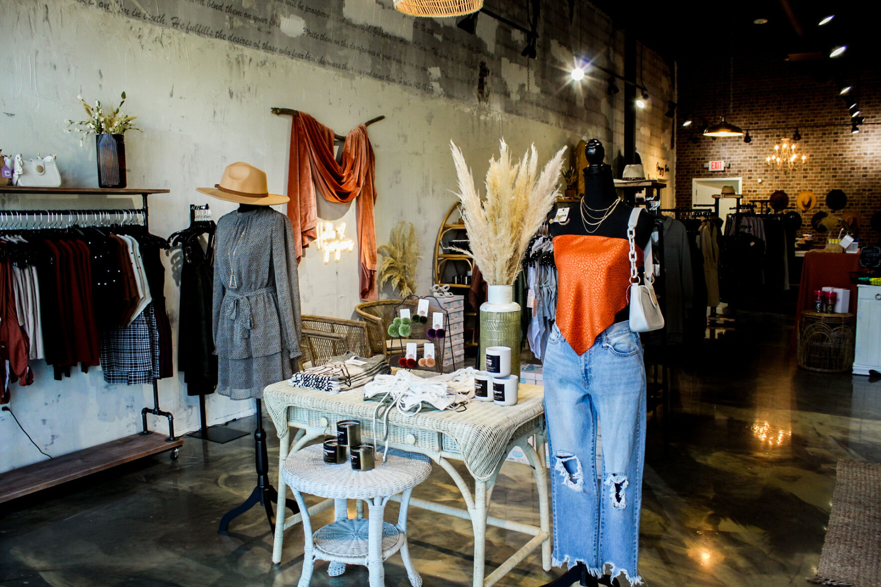 New boutique focuses on tops jeans Business tylerpaper