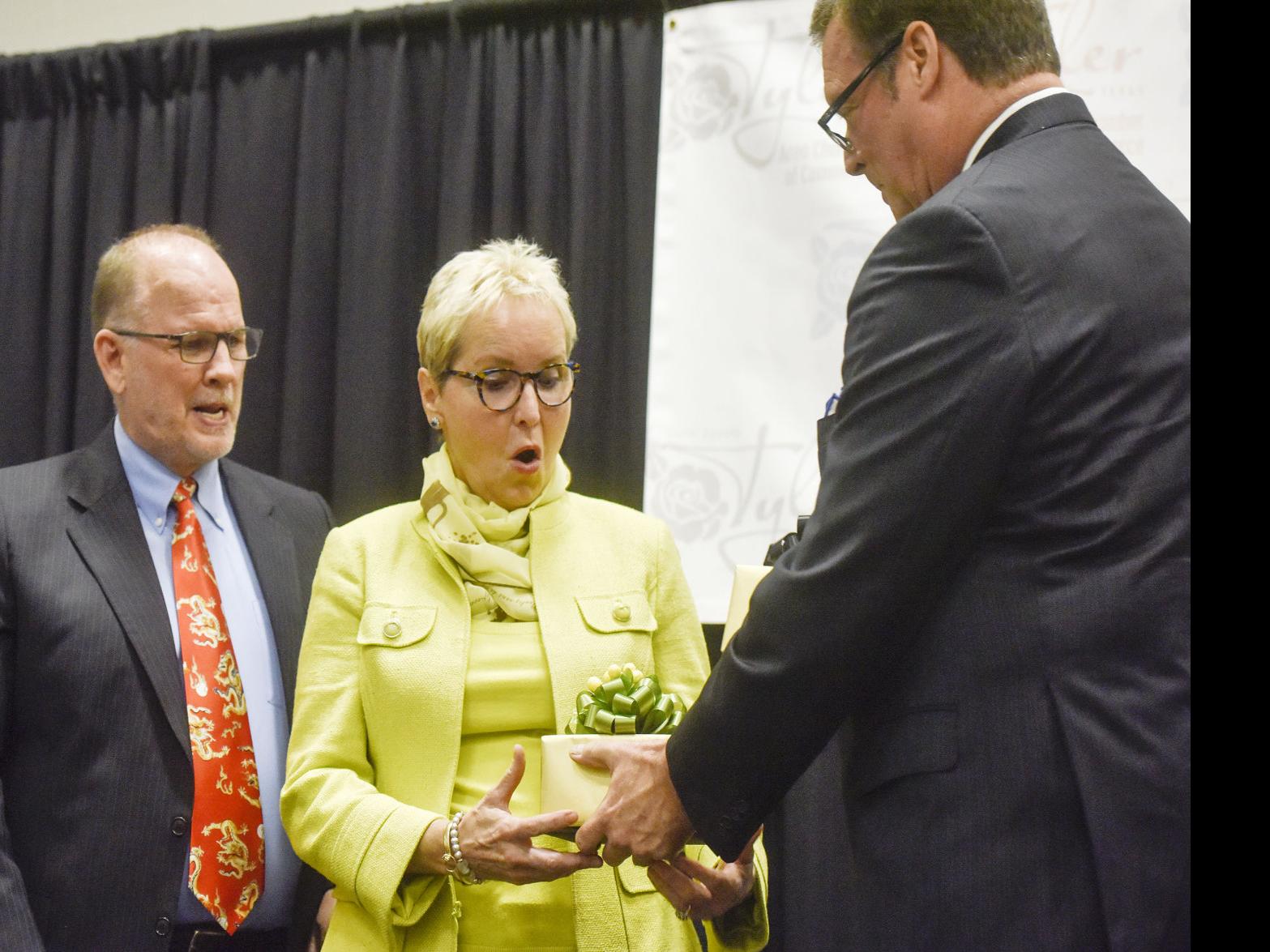 Pair Of Tyler Doctors Marketing Executive Receive Annual T B Butler And W C Windsor Awards Local News Tylerpaper Com