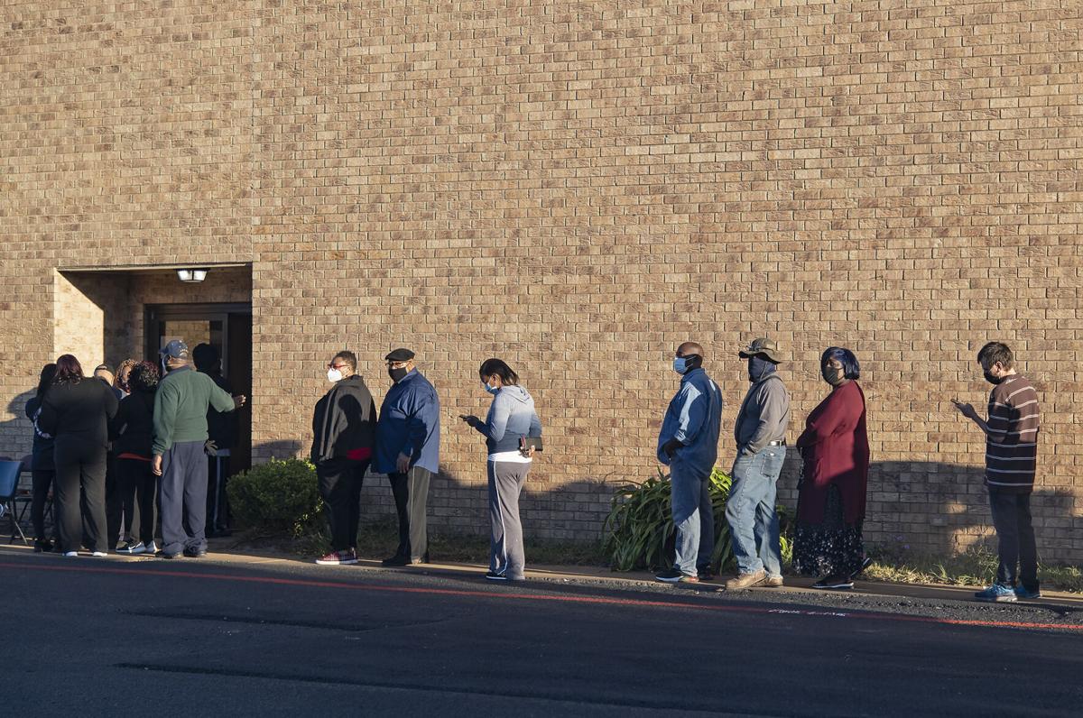 10142020_tmt_news_early_voting_16web.jpg