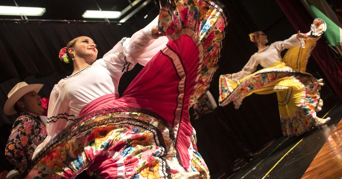 Campus de Birdwell celebra el Cinco de Mayo con espectáculos de baile ‘Fiesta de México’ |  Noticias