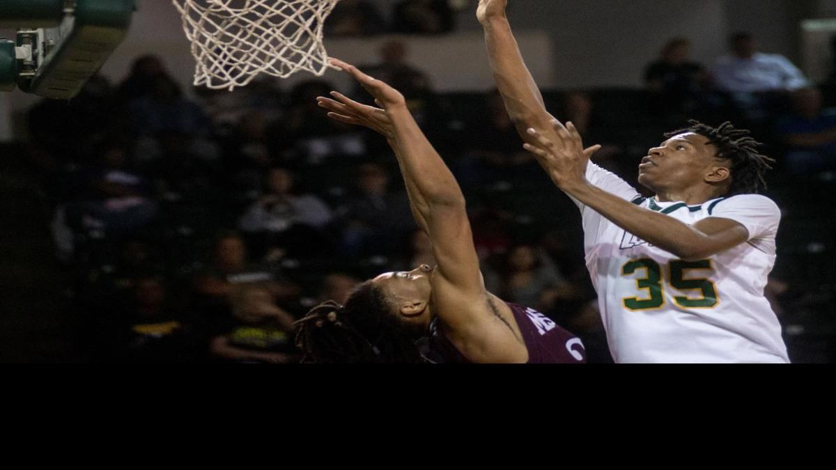 Longview S Malik Henry Commits To Play Basketball For George Mason