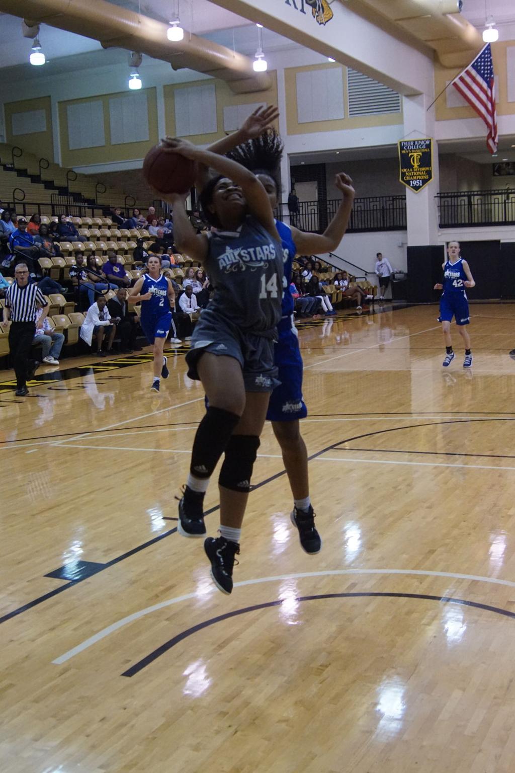 Basketball John Tyler S Darry Moore Earns Mvp In Azalea All Star Basketball Classic High School Tylerpaper Com
