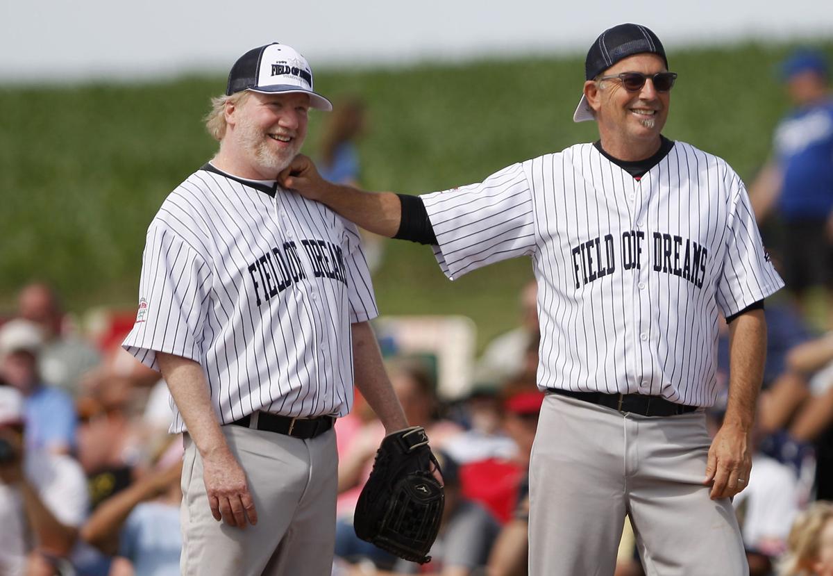 Field Of Dreams Fathers Sons Phantoms And Phenoms Sports Tylerpaper Com
