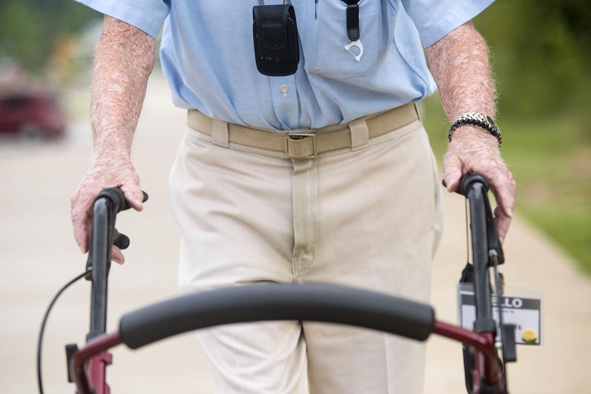 91-Year-Old WWII Marine Veteran Walks Six Miles Each Day