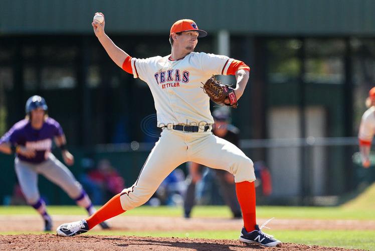 UTTYLERBASEBALL on X: @TexasCollegeBSB UT Tyler reverse pins with