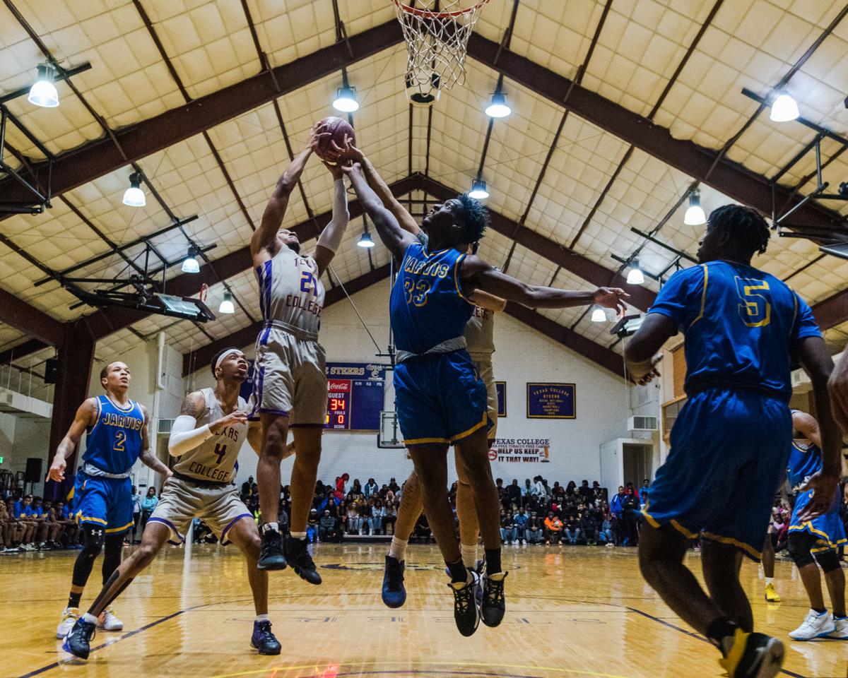 Naia Basketball Jarvis Cc Upsets Texas College College