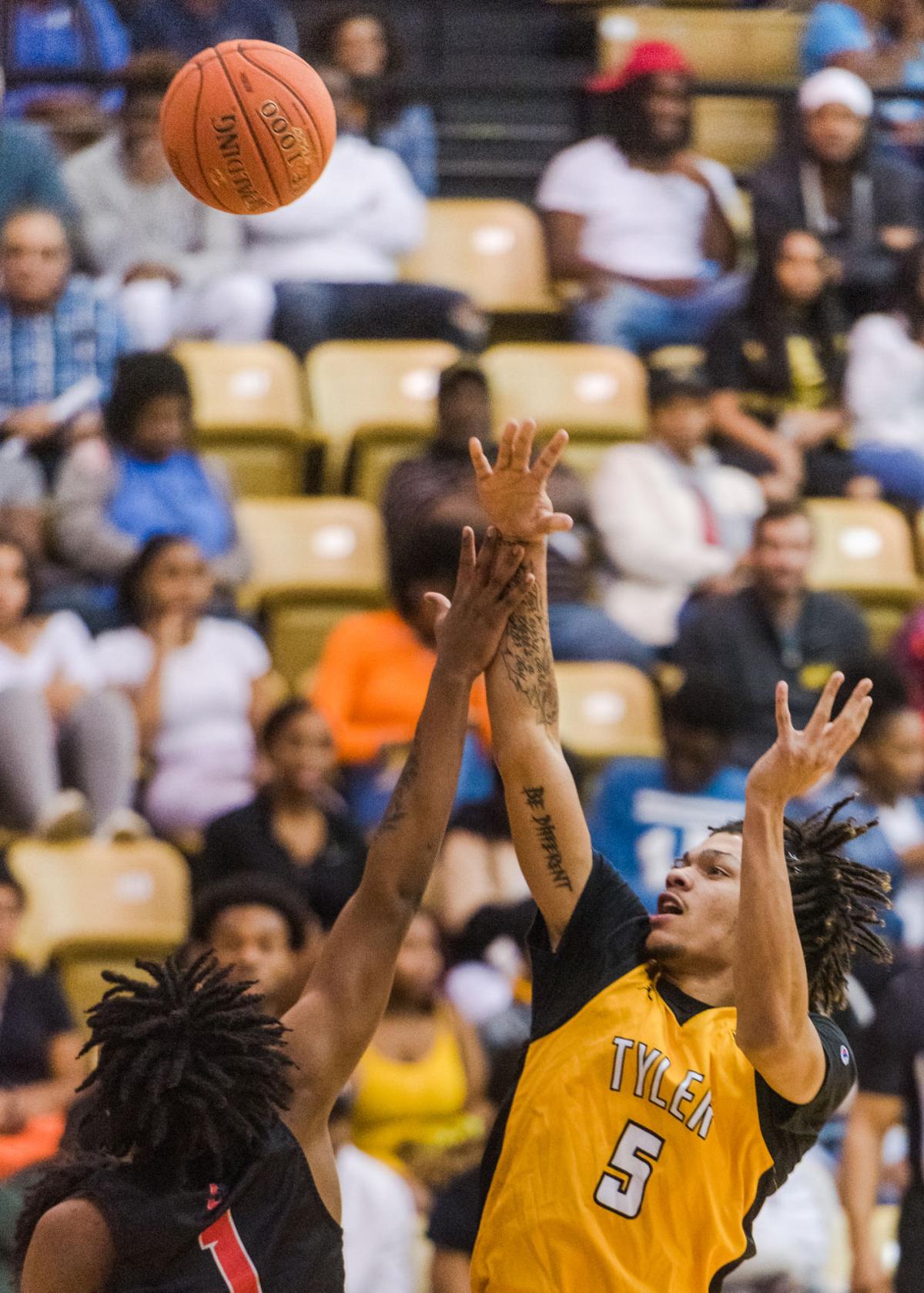 Basketball No 13 Tyler Junior College Apaches Score In Bunches