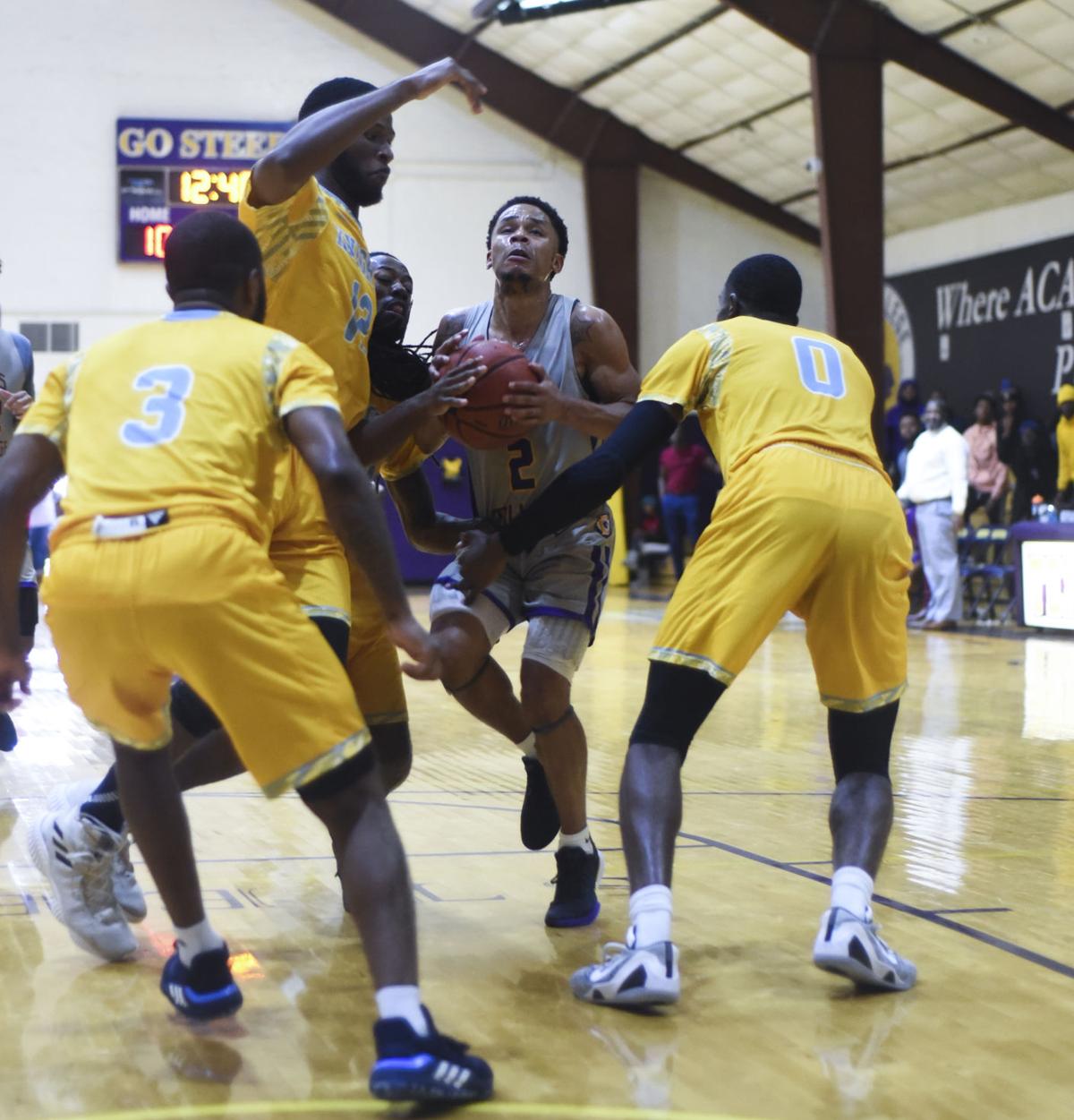 Basketball Texas College Opens Season With 79 76 Win Over