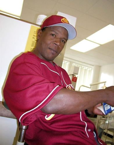 Charles White, USC Heisman Trophy winner and national champion, dies at age  64 | 