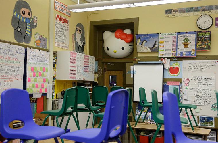 Hello Kitty Themed Café Opens in California: See Inside