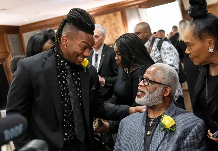 Earl Campbell Tyler Rose Award