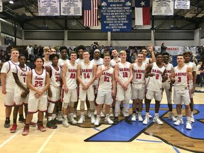 Boys Basketball Playoffs Sabine Uses Hot Start To Eliminate 2018 State Runner Up Mount Vernon High School Tylerpaper Com