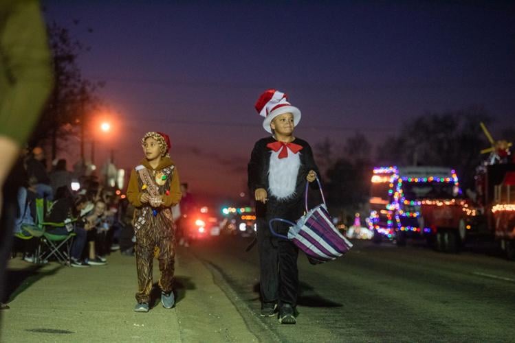 Whitehouse hosts annual Christmas parade Local News