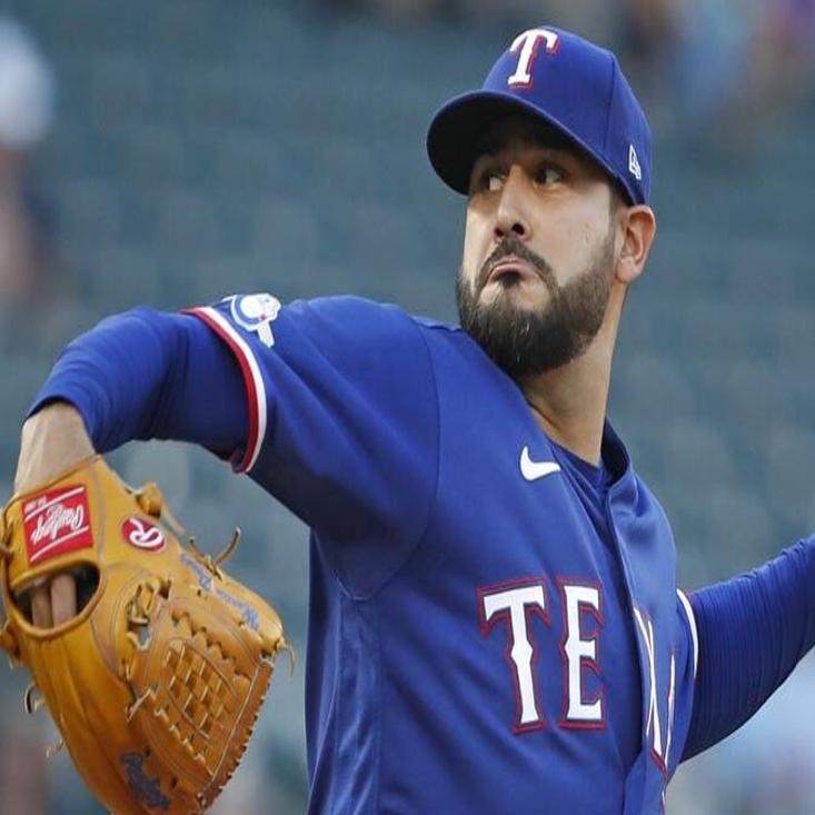 Texas Rangers: What's the latest with the Martin Perez contract situation?