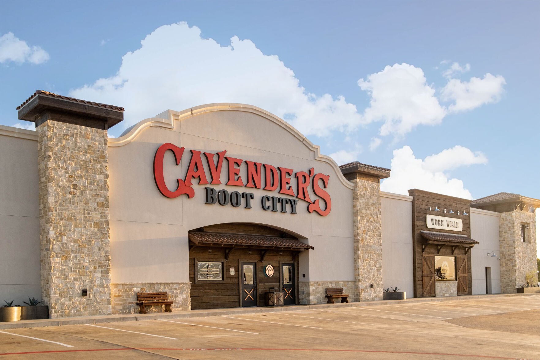 Cavender's western wear near clearance me