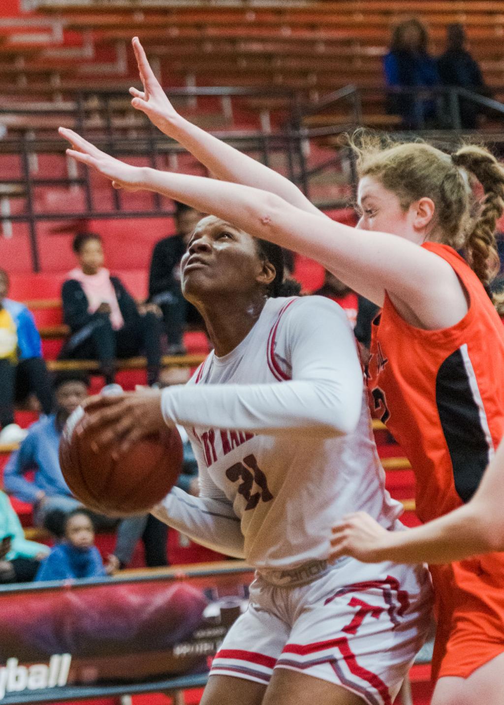 Tyler Lee S Alyssia Thorne Named 11 6a Mvp Aaliyah Morgan Chosen