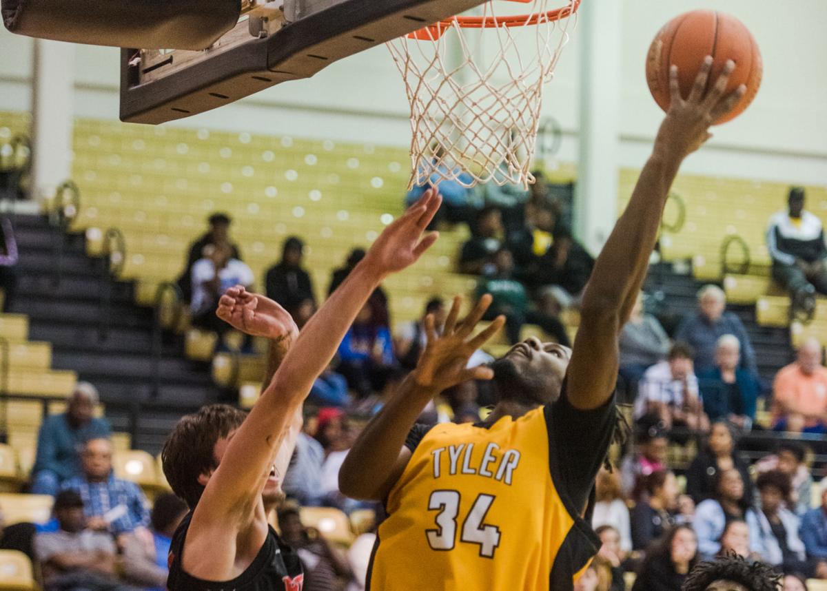 Basketball No 13 Tyler Junior College Apaches Score In Bunches