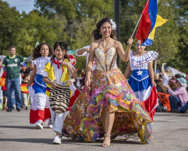 Thousands celebrate Texas Rose Festival Local News